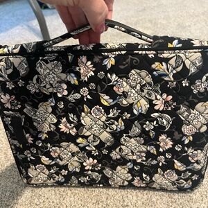 Vera Bradley Iconic Tablet Tamer Organizer – Holland Garden pattern